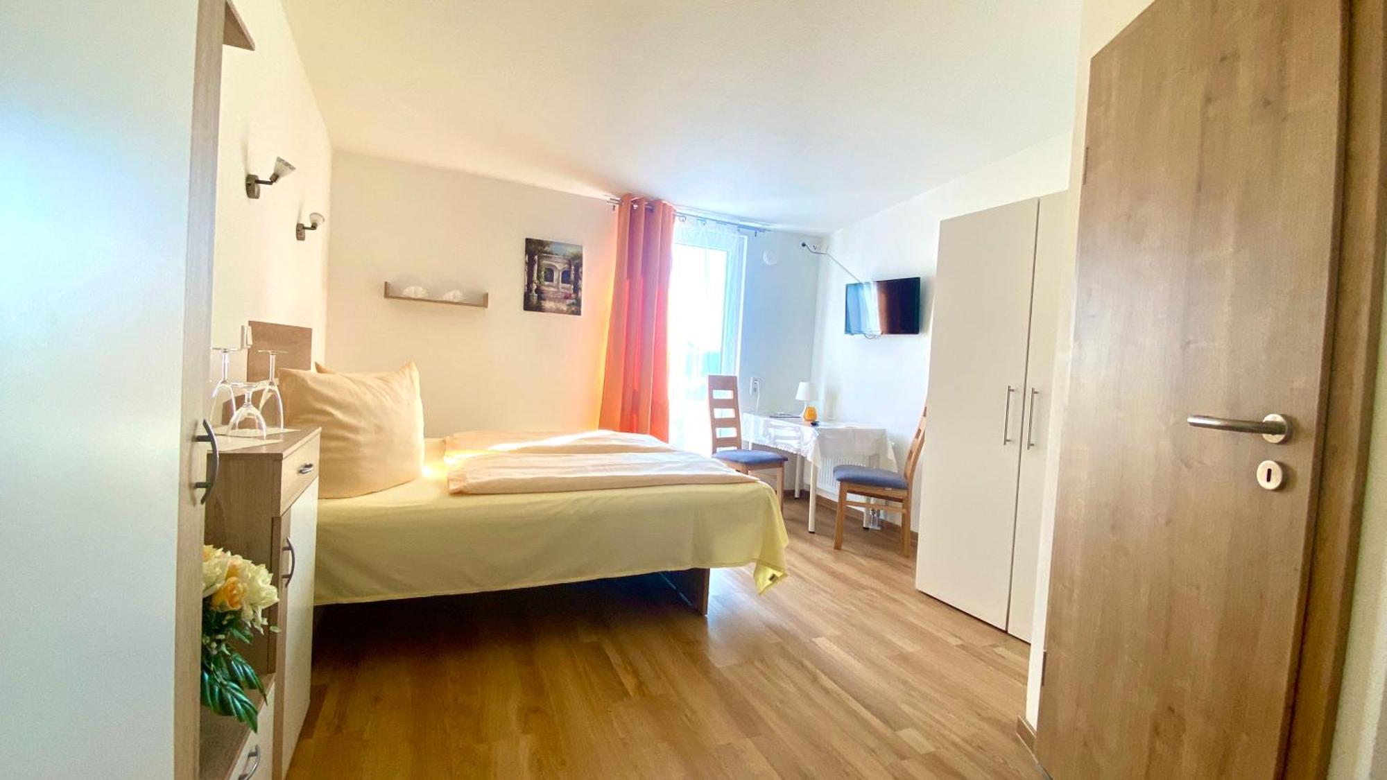 אוברטשאוסן I-Motel מראה חיצוני תמונה