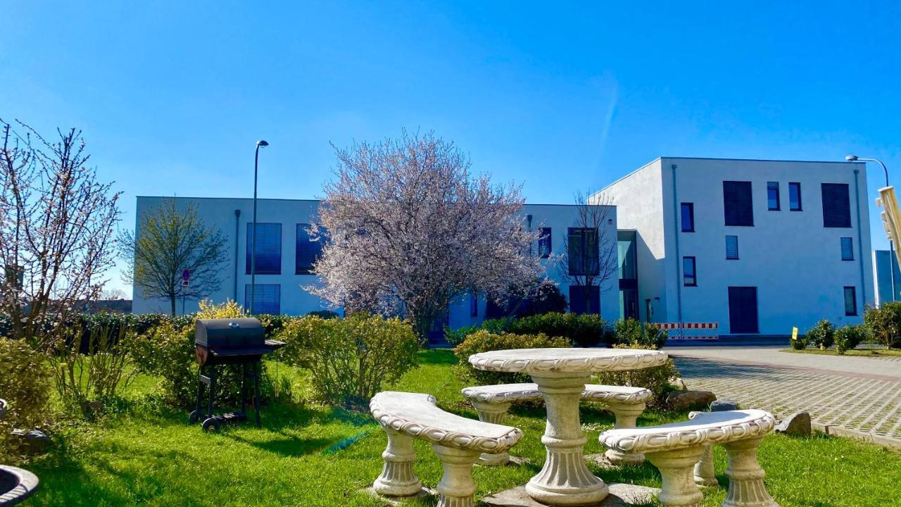 אוברטשאוסן I-Motel מראה חיצוני תמונה