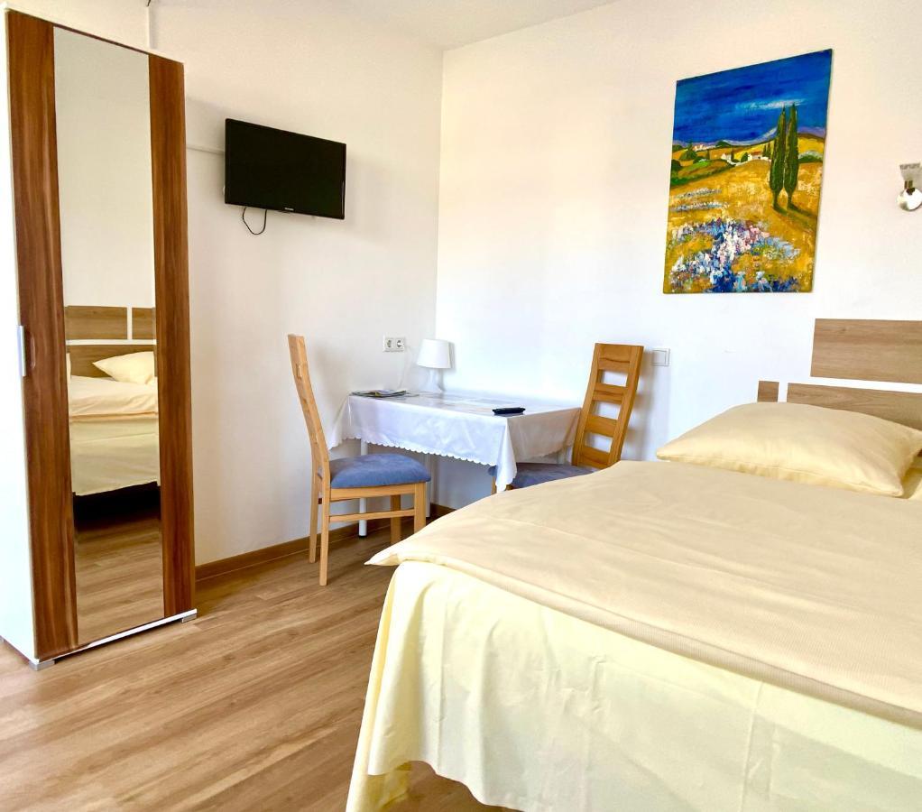 אוברטשאוסן I-Motel מראה חיצוני תמונה