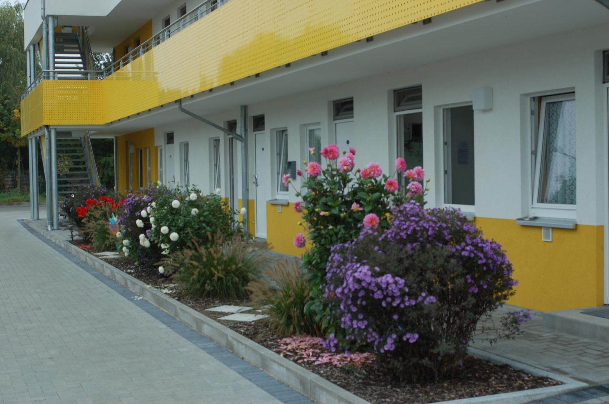 אוברטשאוסן I-Motel מראה חיצוני תמונה