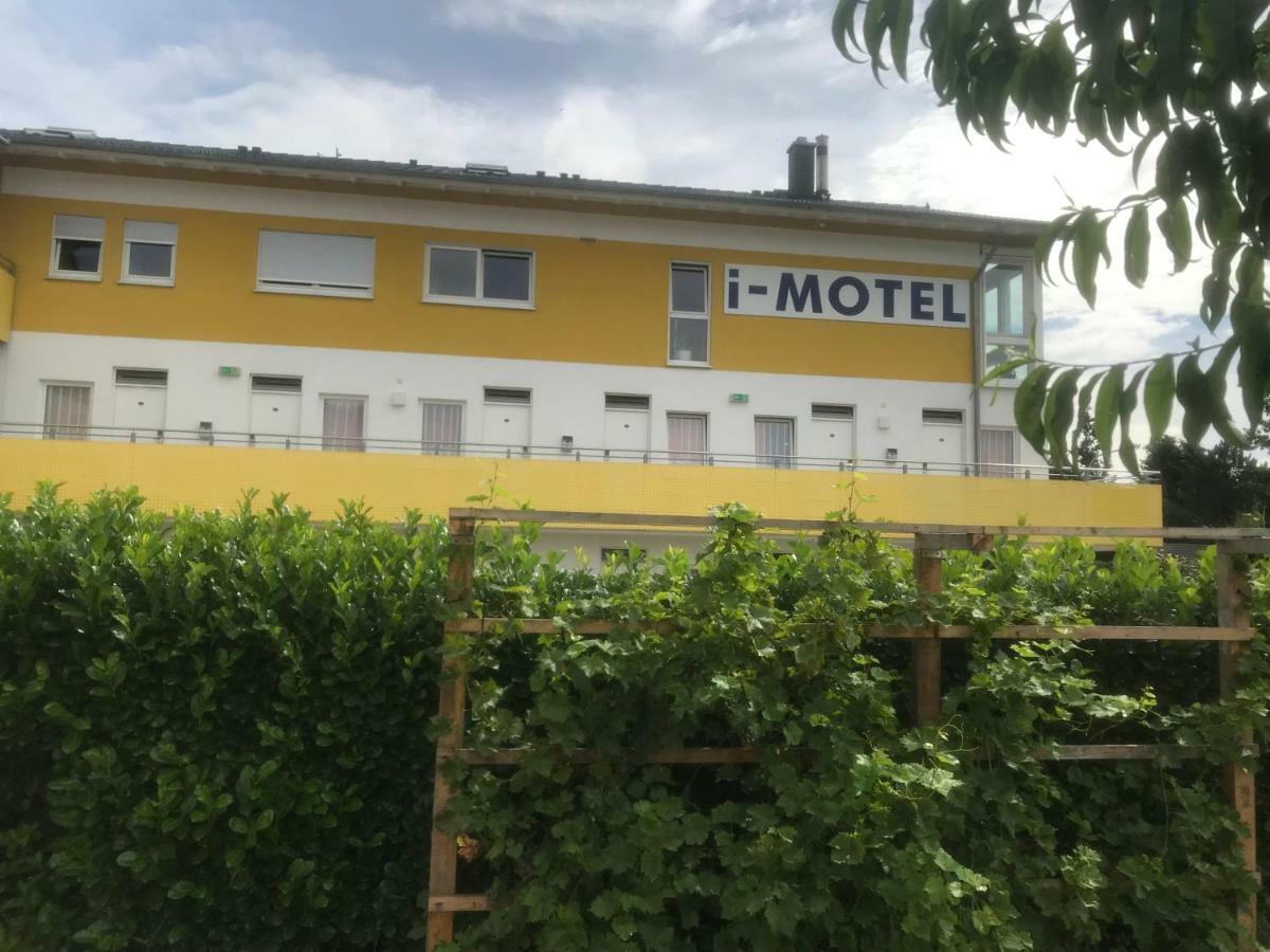 אוברטשאוסן I-Motel מראה חיצוני תמונה