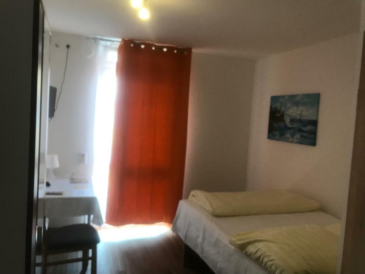 אוברטשאוסן I-Motel מראה חיצוני תמונה