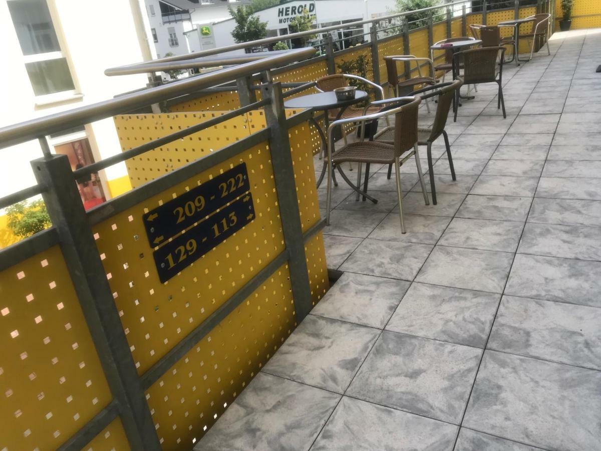 אוברטשאוסן I-Motel מראה חיצוני תמונה